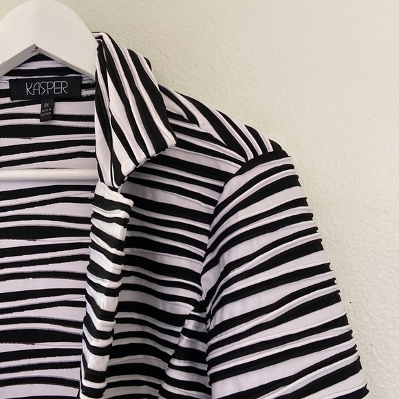 Kasper Ribbed Stretch Open Front Blazer Jacket Black White Zebra Striped PL - Picture 4 of 10